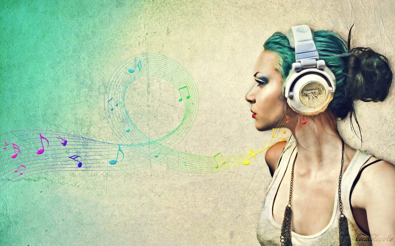 Music Beautiful Girl Headphone Abstract HD Wallpaper FreeHDWall.Blogspot.Com 